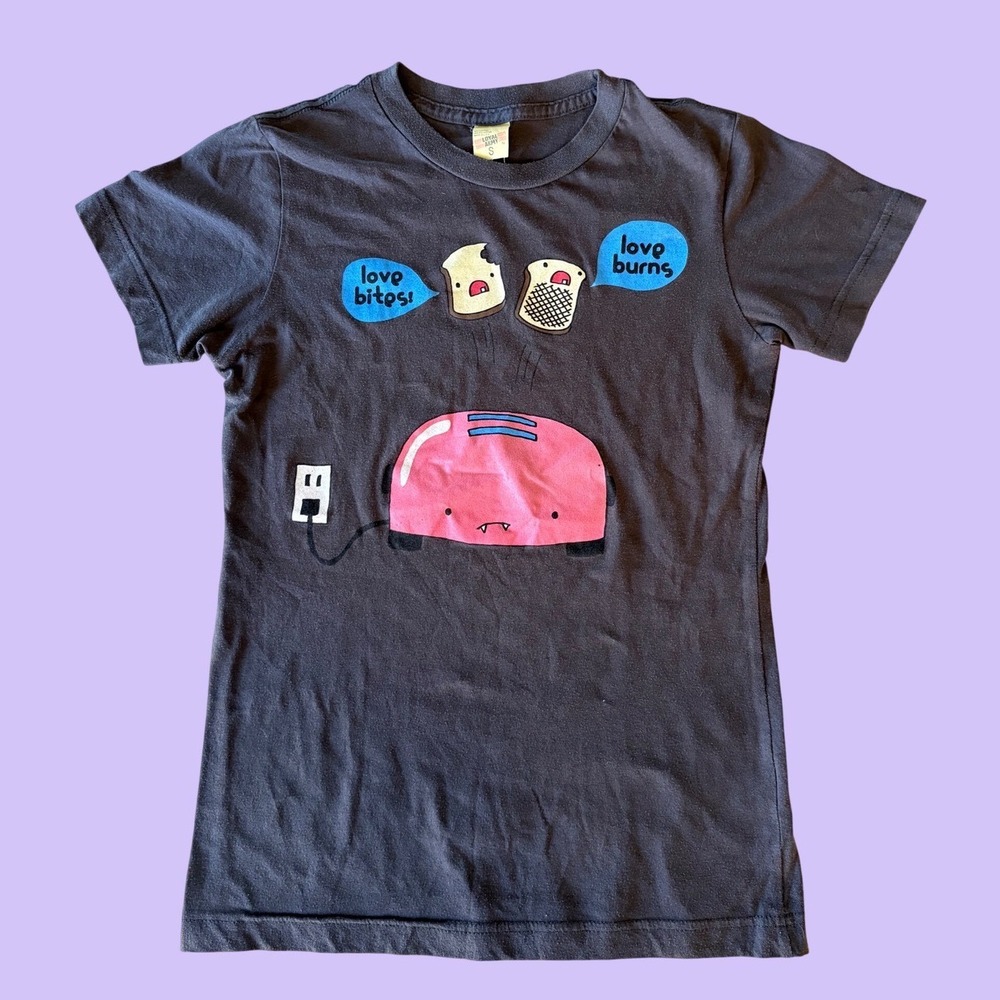 Y2K Loyal Army Love Bites Love Burns Toaster Graphic Tee Scene #19